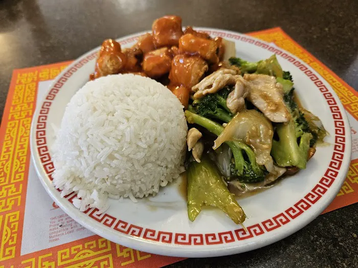 Golden Wok 6