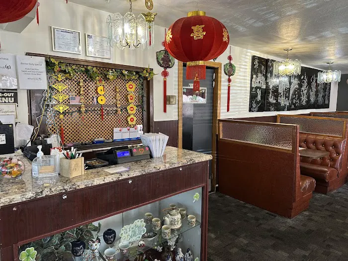 Golden Wok 3