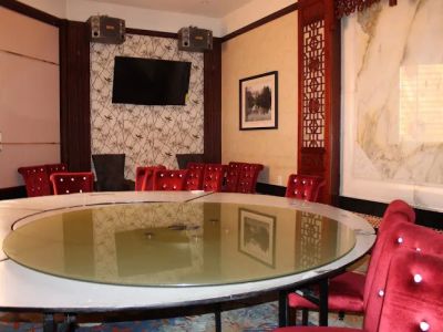 J Zhou Oriental Cuisine 0