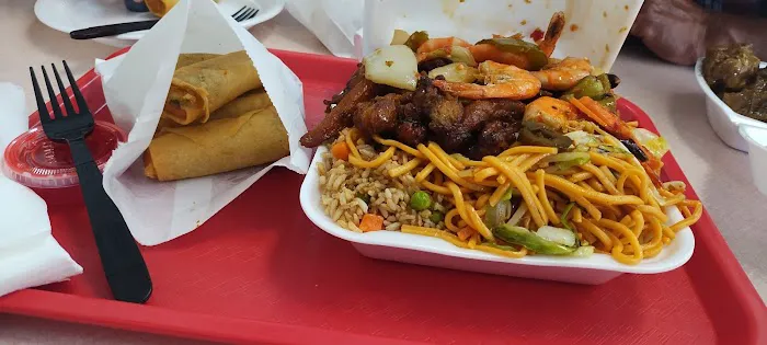 Lucky Chinese Food 3