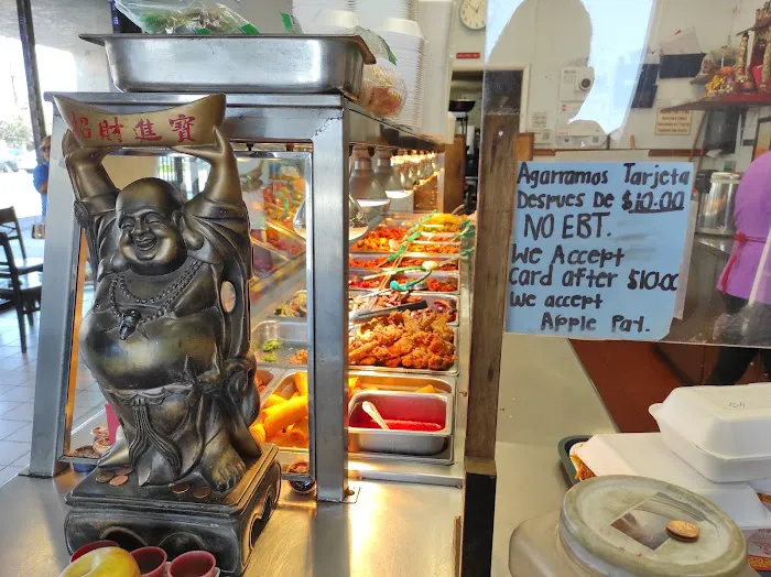 Lucky Chinese Food 8