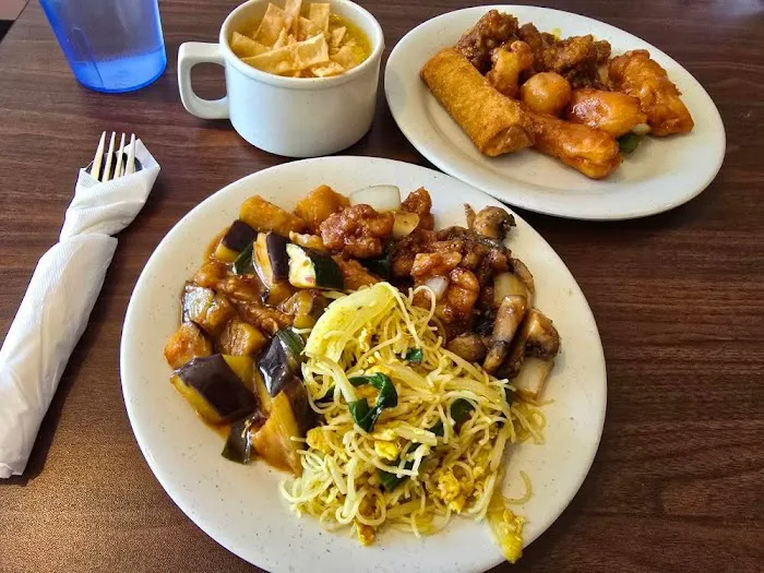 Szechwan Chinese Restaurant 7