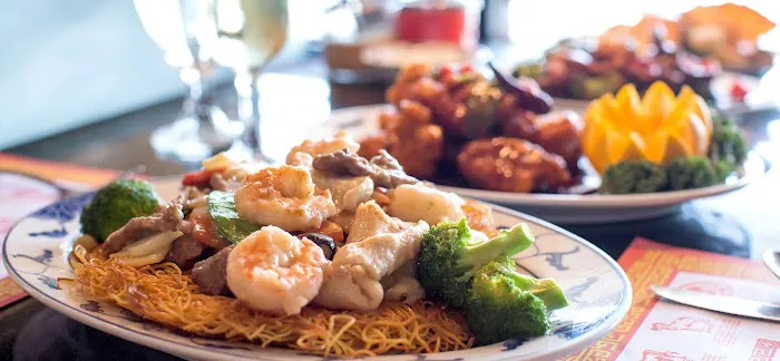 Szechuan Chinese Restaurant & Lounge 2