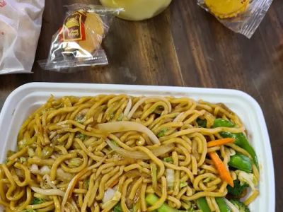 China Ming Restaurant 0
