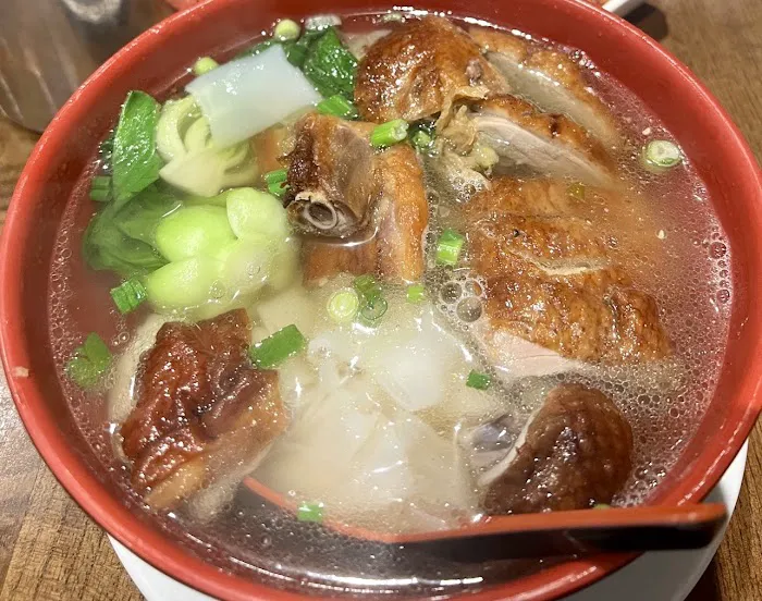 Mee Noodle Shop & Grill 3