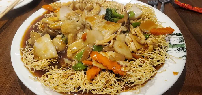Mee Noodle Shop & Grill 10
