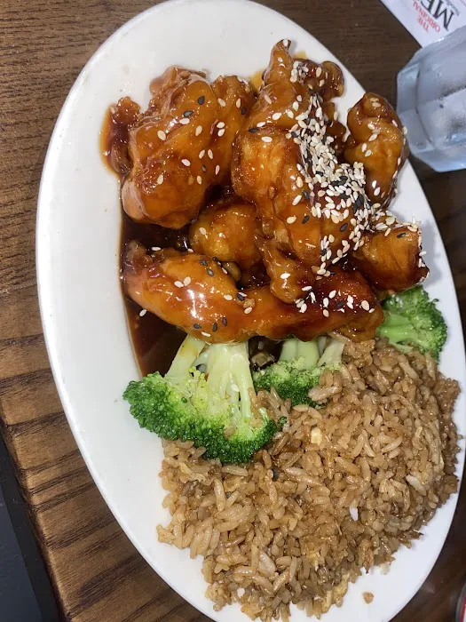 Mee Noodle Shop & Grill 6
