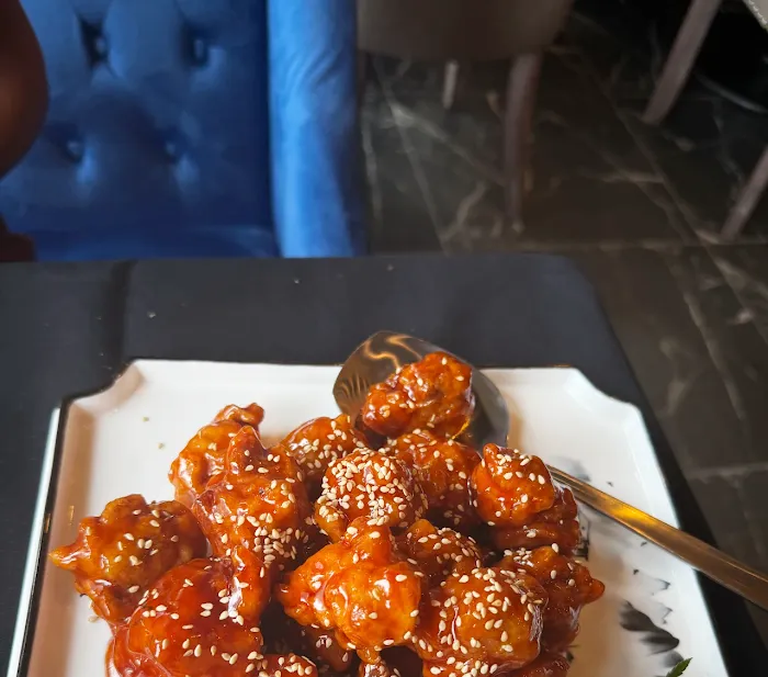 Fan Szechuan Restaurant & Bar 大宅门餐厅酒吧 9