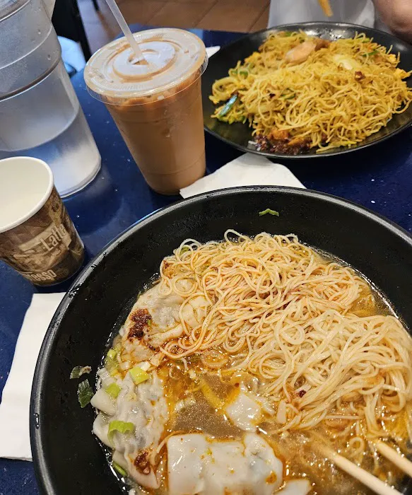 E Noodle Chinatown 3