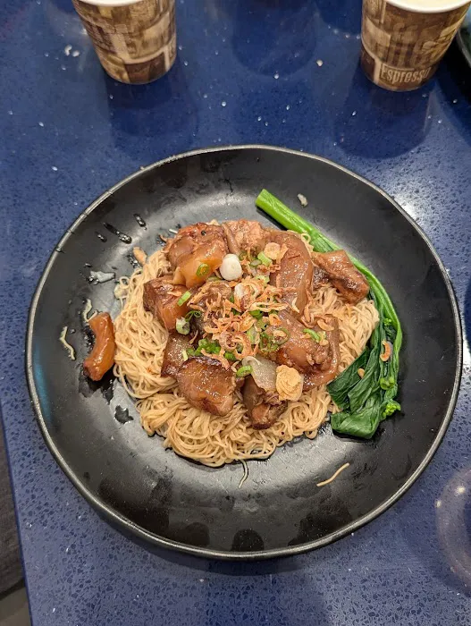 E Noodle Chinatown 6