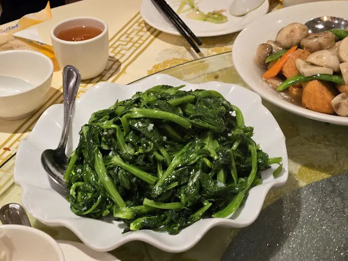 Wu's Wonton King 10
