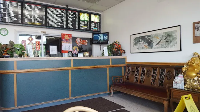 Lee's Kitchen Chinese Restaurant 2