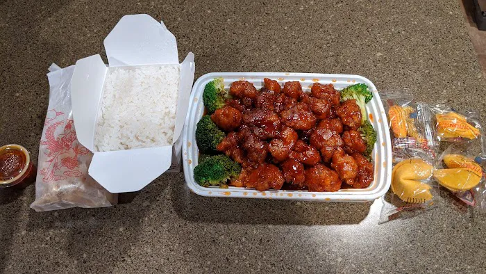 Lucky Wok 7