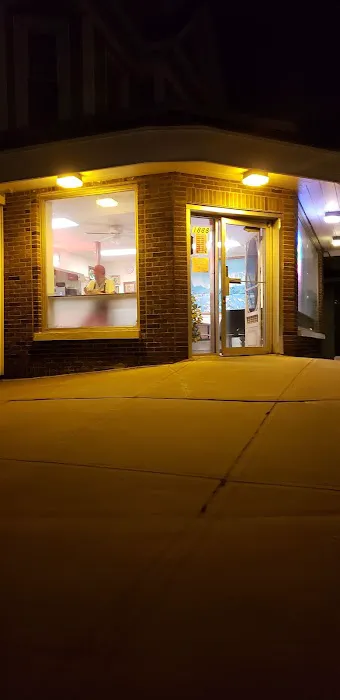 Ming's Restaurant 4