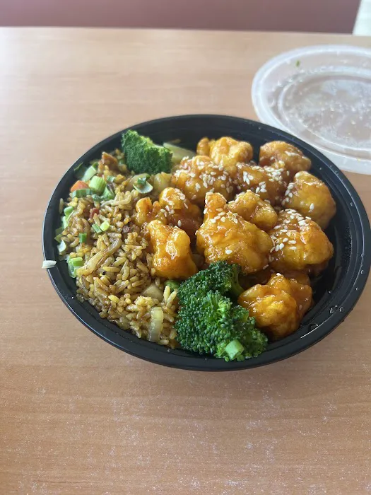 Ming's Restaurant 7