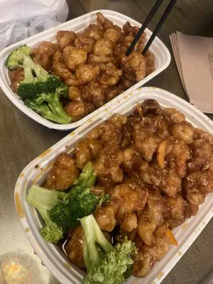 Li Li 8