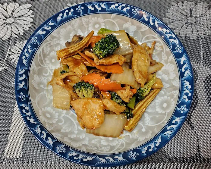 Ming's Kitchen 2