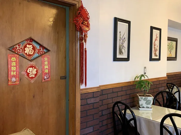 Uncle Wong's 8