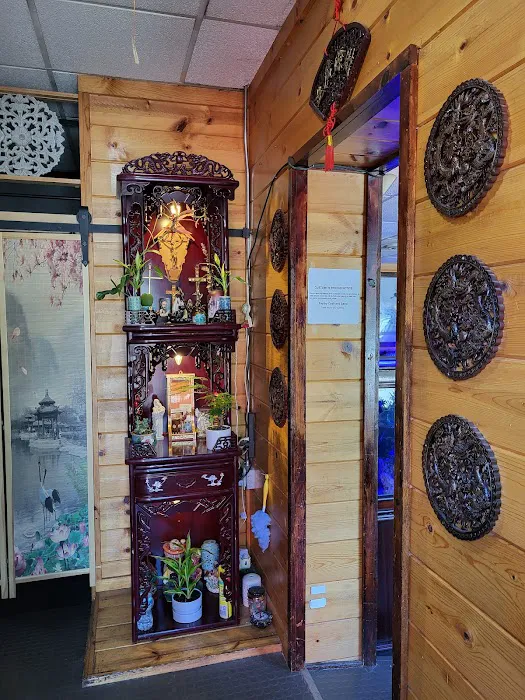 Golden Dragon Restaurant 6