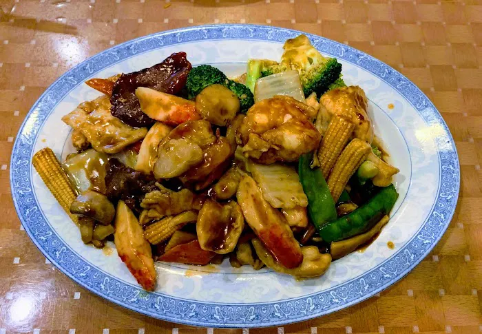 Tan's Garden Chinese Restaurant 6