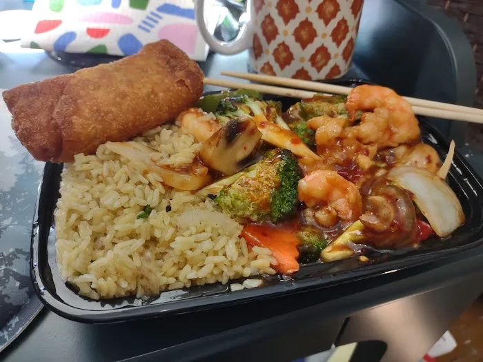Golden House Restaurant 10