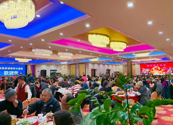 New Phoenix Seafood Restaurant 5