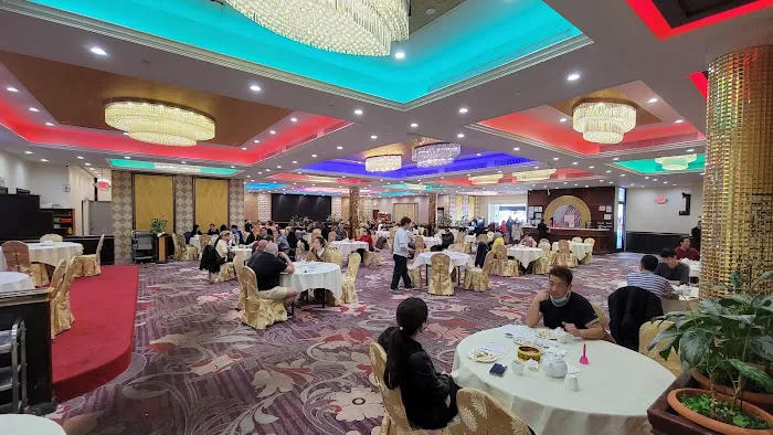 New Phoenix Seafood Restaurant 10