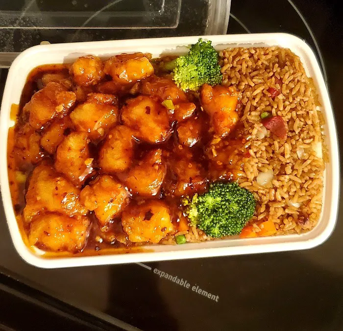 Wu's Kitchen 8