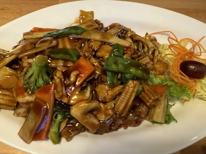 OC Chopsticks Asian Bistro 7