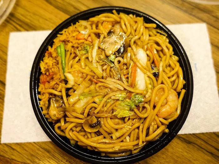 Happy Chinese Restaurant 3