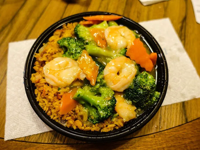 Happy Chinese Restaurant 4