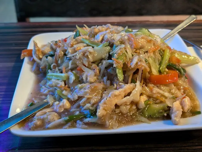 Alings Chinese Bistro 1