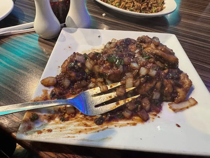Alings Chinese Bistro 7