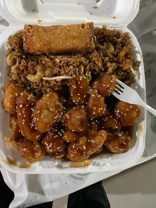 Wing's Chop Suey Chinese Food Restaurant 9