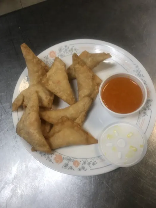Wing Wong Carryout Restaurant 7