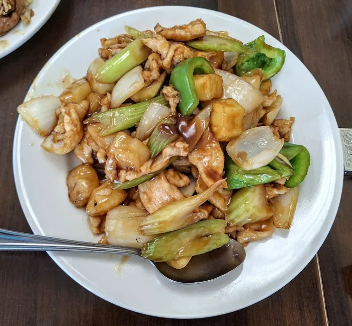 Hunan Kitchen 7