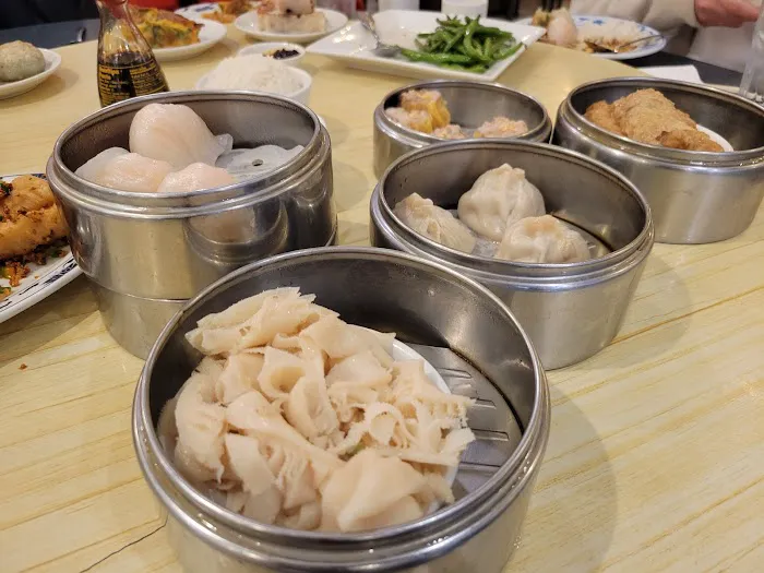 Vinh Kee Chinese Restaurant 6