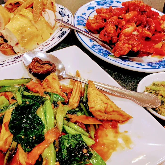 Vinh Kee Chinese Restaurant 10