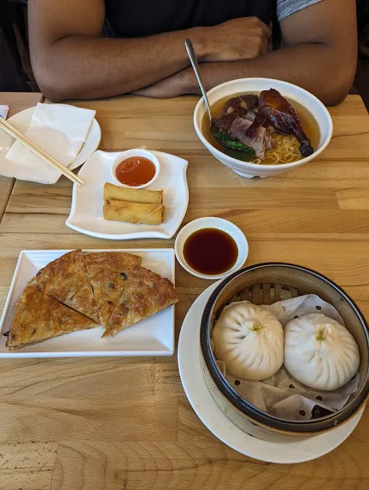 Bund Dumpling House 4