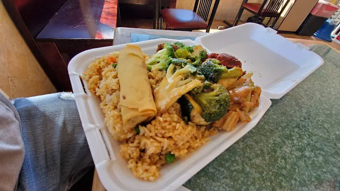 Ho Mei Chinese Restaurant 6