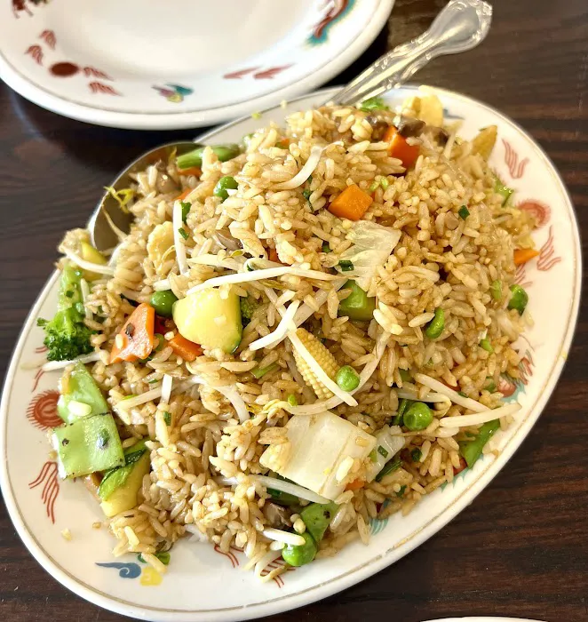 Chans Inn Chinese Restaurant 3