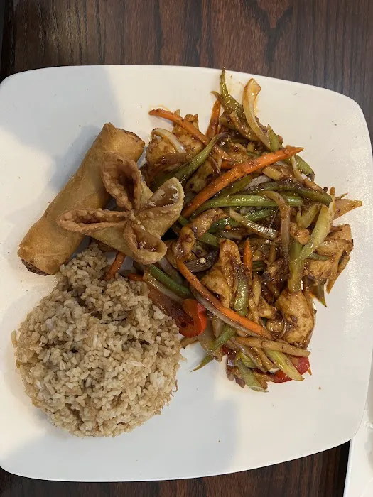 Chans Inn Chinese Restaurant 7