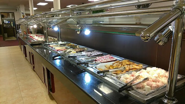 Norwich Buffet 8