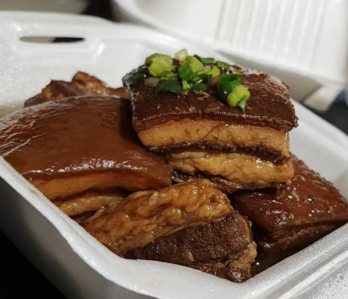 Heng's Kitchen 1