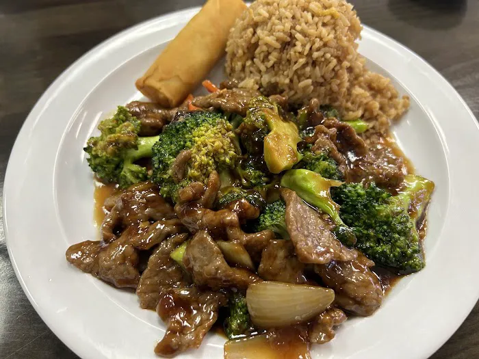 Queen's Bowl Chinese Food 10