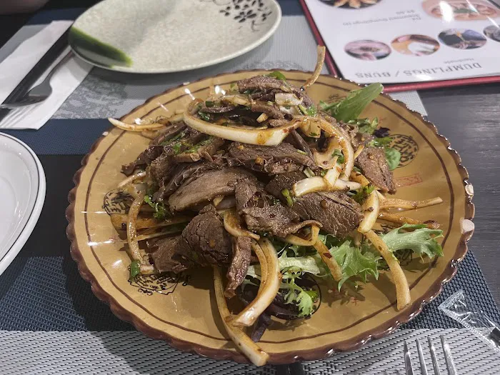 HOME NOODLES ASIAN CUISINE 9