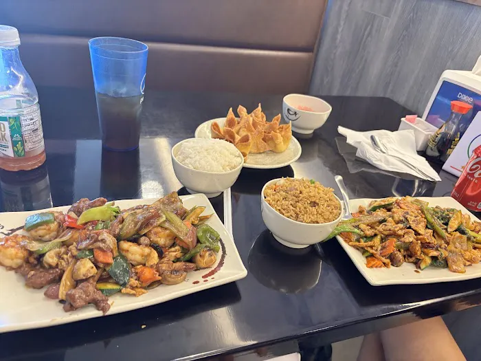 Weng's Express Asian Cuisine 1