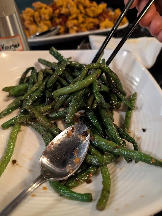 Jade Dumpling & Noodle House 3