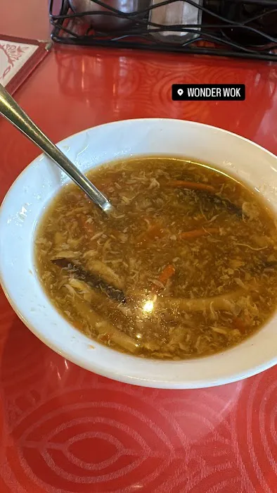 Wonder Wok Restaurant and Bar 4