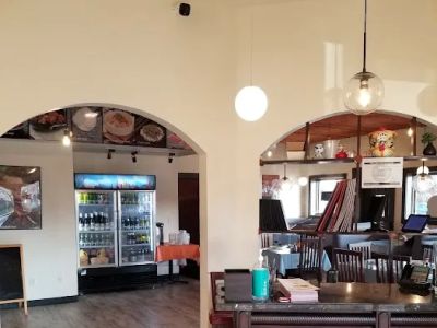 Wonder Wok Restaurant and Bar 0